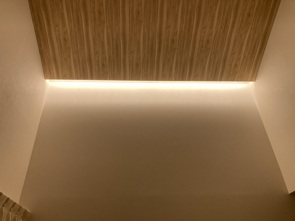 夜の間接照明
